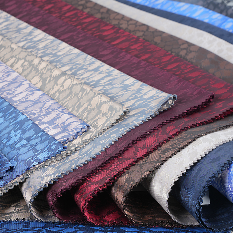 Jacquard cu imprimeu leopard cationic