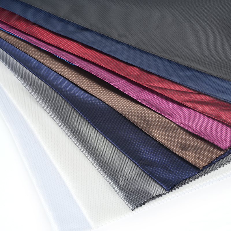 Ondulare de apă cationică din poliester