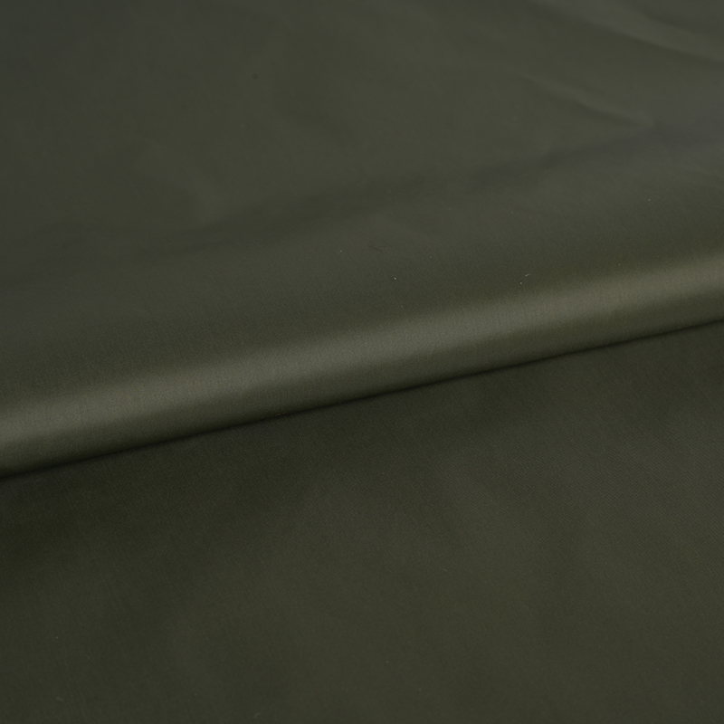 Nylon matuit 400T vopsit cu țesătură hidroizolatoare